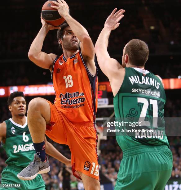 Fernando San Emeterio, #19 of Valencia Basket competes with Arturas Milaknis, #21 of Zalgiris Kaunas in action during the 2017/2018 Turkish Airlines...