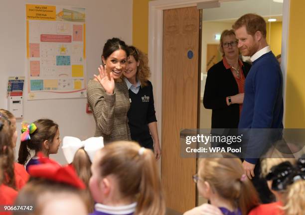 Prince Harry and his fiancee Meghan Markle attend a street dance class during their visit to Star Hub on January 18, 2018 in Cardiff, Wales.