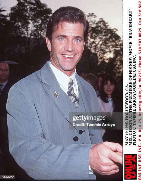 MAY 19 1995. HOLLYWOOD, CA. MEL GIBSON AT THE PREMIERE OF HIS NEW MOVIE BRAVEHEART.