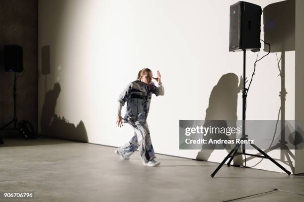 Dancer Leonie Brouwer performs at the Lala Berlin X Koenig Souvenir event during 'Der Berliner Salon' AW 18/19 at Koenig Galerie on January 18, 2018...