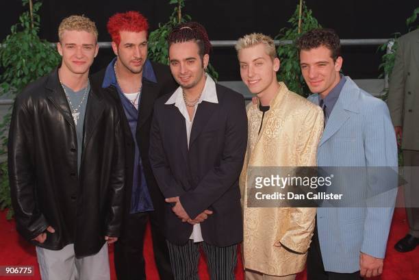 Los Angeles, CA. Boy Band ''N-Sync'' arrive at the 5th Annual Blockbuster Awards held at the Shrine Auditorium, Los Angeles. Picture by DAN CALLISTER...