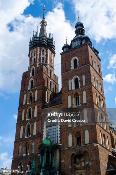 wawel cathedral - wawel cathedral stock pictures, royalty-free photos & images