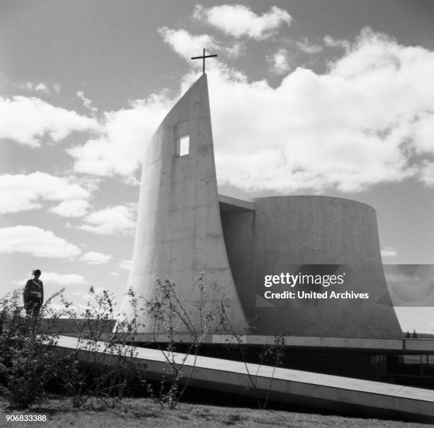 The church at the Palacio do Alvorada in Brasilia, Brasil 1960s.