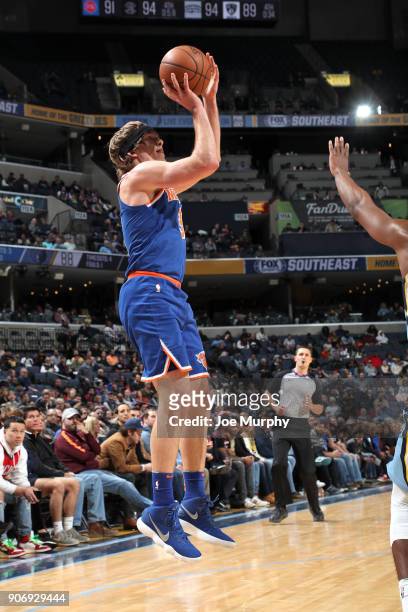 Ron Baker of the New York Knicks shoots the ball during the game against the Memphis Grizzlies on January 17, 2018 at FedExForum in Memphis,...