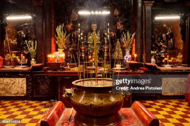 jade emperor pagoda, ho chi minh city, vietnam - pagoda stock pictures, royalty-free photos & images