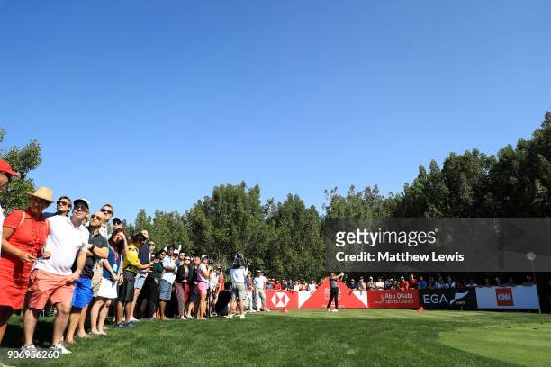 Tommy Fleetwood of England plays his shot from the fourth tee during round two of the Abu Dhabi HSBC Golf Championship at Abu Dhabi Golf Club on...