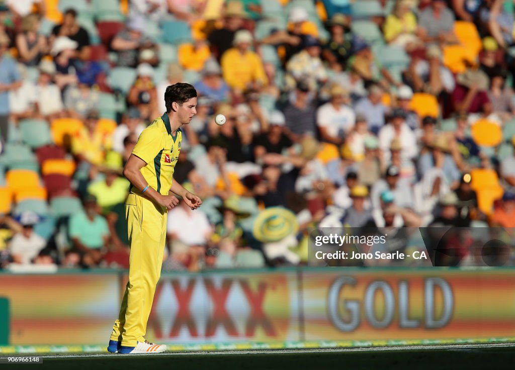 Australia v England - Game 2