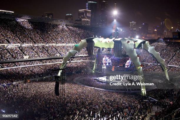 Muse Debut The Wow! Signal Songs at North American Tour Opener Muse Debut The Wow! Signal Songs at North American Tour Opener - News Directory 3
