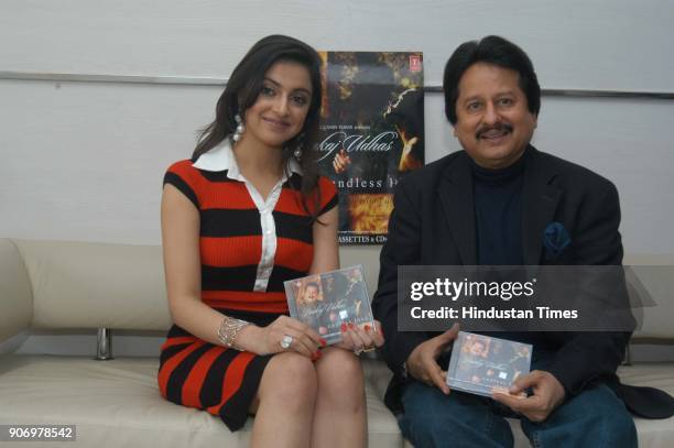 Gazal singer Pankaj Udhas with Divya Khosla, Director of T-Series poses for media during the release of his new album "Endless Love- Kitni Yaad Aati...