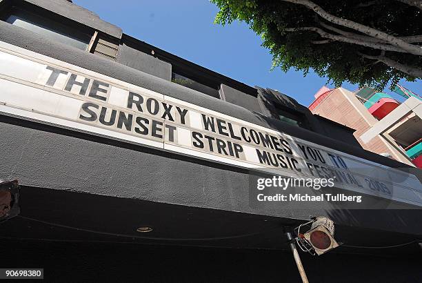 The Roxy Sunset 4,749 Annual Sunset Music Festival Stock Photos, High-Res Pictures, and ...