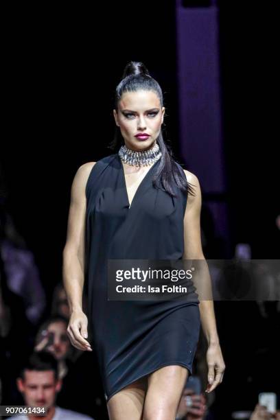 Brasil model Adriana Lima walks the runway during the Maybelline Show 'Urban Catwalk - Faces of New York' at Vollgutlager on January 18, 2018 in...