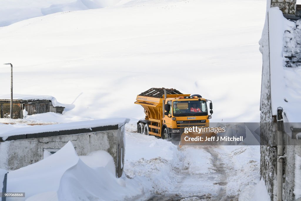 Yellow Snow Warning Still In Place For Southern Scotland