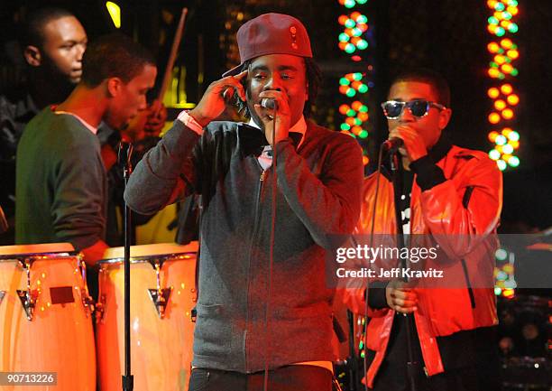 Rapper Wale onstage during the 2009 MTV Video Music Awards at Radio City Music Hall on September 13, 2009 in New York City.