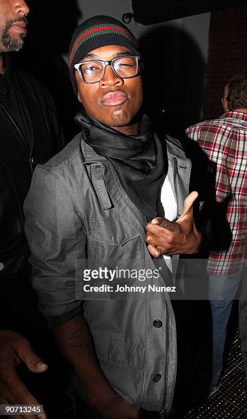 NeYo attends the DEF JAM 25th anniversary celebration at Juliet on September 12, 2009 in New York City.