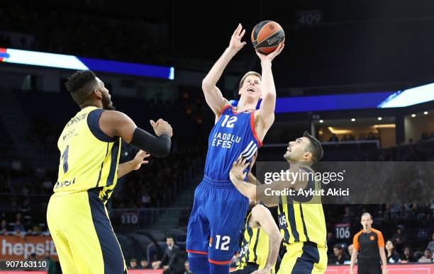 Brock Motum, #12 of Anadolu Efes Istanbul in action during the 2017/2018 Turkish Airlines EuroLeague Regular Season Round 19 game between Anadolu...