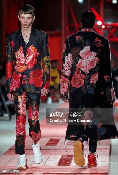 Model walks the runway during the Alexander McQueen Menswear Fall/Winter 2018-2019 show as part of Paris Fashion Week on January 19, 2018 in Paris,...