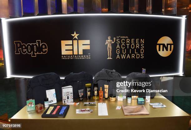 The gift bag is on display for the 24th Annual Screen Actors Guild Awards Post Awards Gala s hosted by Time Inc.Õs PEOPLE and the Entertainment...