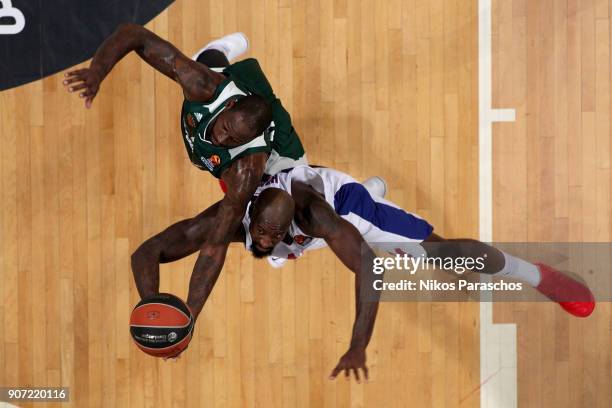 James Gist, #14 of Panathinaikos Superfoods Athens competes with Othello Hunter, #44 of CSKA Moscow during the 2017/2018 Turkish Airlines EuroLeague...