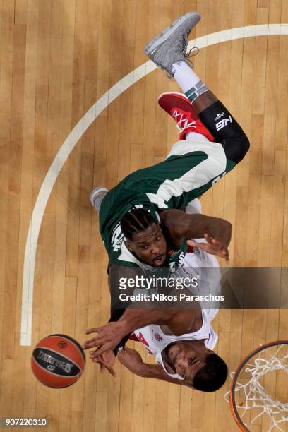 Zach Auguste, #23 of Panathinaikos Superfoods Athens competes with Kyle Hines, #42 of CSKA Moscow during the 2017/2018 Turkish Airlines EuroLeague...