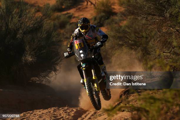 Fr450 Rally Husqvarna Rally Racing Team Photos and Premium High Res Pictures ...