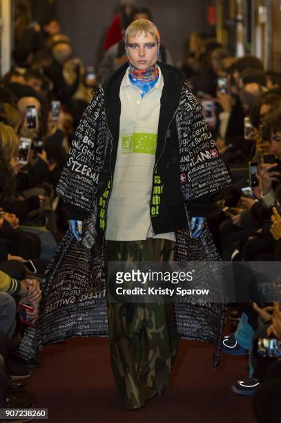 Model walks the runway during the Vetements Menswear Fall/Winter 2018-2019 show as part of Paris Fashion Week on January 19, 2018 in Saint-Ouen,...