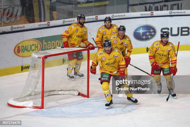 Rejoicing of Duesseldorf during the 43th game day of the German Ice Hockey League between Red Bull Munich and Duesseldorfer EG at Olympia...