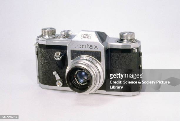 This 35 millimetre single lens reflex camera was made by Zeiss Ikon in East Germany. The �S� stands for Spiegelflex . The Contax S was the first...
