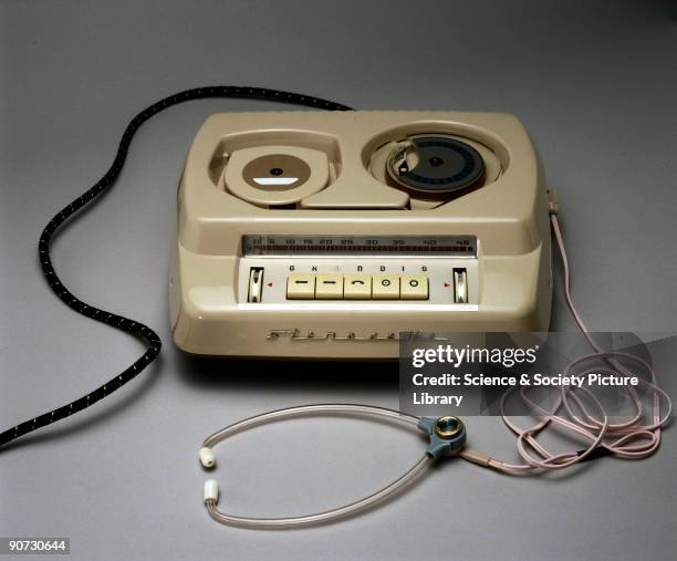 Dictation Machine Photos and Premium High Res Pictures - Getty Images