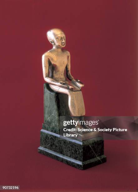 Statue égyptienne d'Imhotep - Ingénieur antique Imhotep - statue pharaonique - Statue d'art égyptien d'Imhotep tenant un rouleau de papyrus ouvert. - Canada Statue égyptienne d'Imhotep - Ingénieur antique Imhotep - statue pharaonique - Statue d'art égyptien d'Imhotep tenant un rouleau de papyrus ouvert. - Canada
