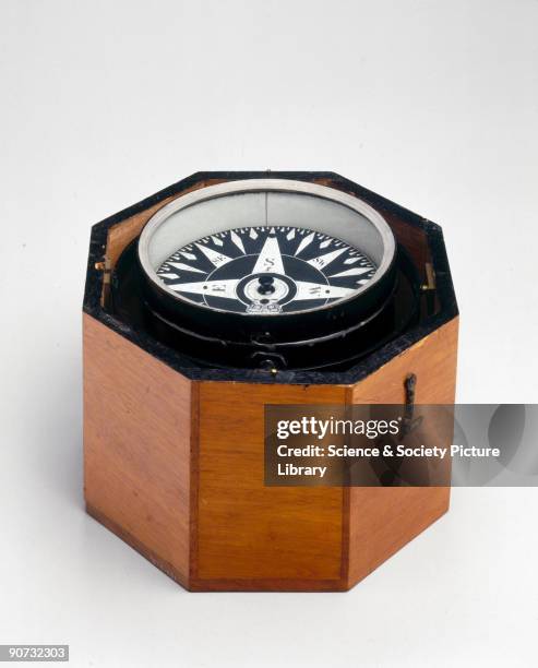 Compass Invention Problem Solve Compass Bearing Photos and Premium High Res Pictures - Getty Images