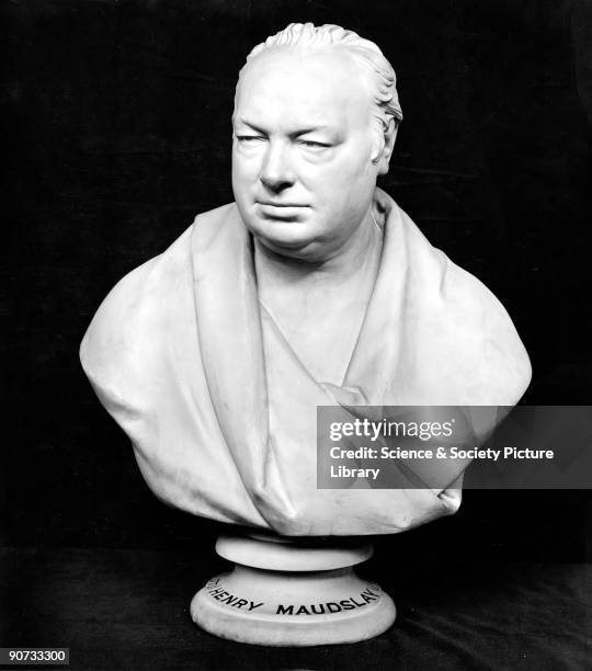 Bust Cast Lathe And Plaster Photos and Premium High Res Pictures - Getty Images