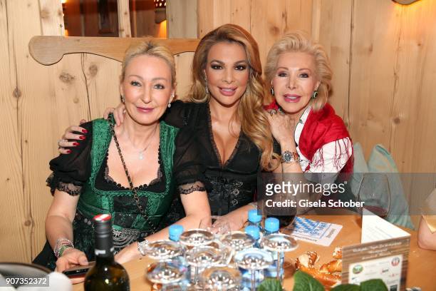 Ute Ohoven and her daughters Claudia Jerger and Chiara Ohoven during the 27th Weisswurstparty at Hotel Stanglwirt on January 19, 2018 in Going near...