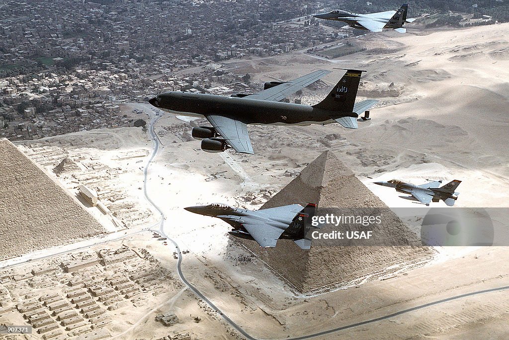 Planes fly over the pyramids of Egypt