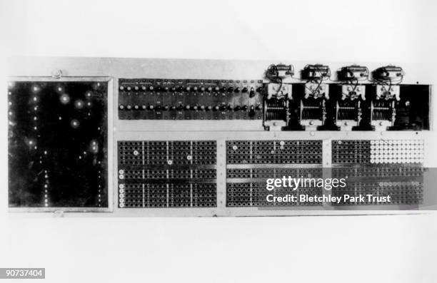 Code Breaking Photos and Premium High Res Pictures - Getty Images