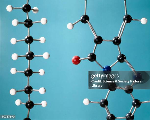 Molecle Example Science Large Molecule Photos and Premium High Res Pictures - Getty Images