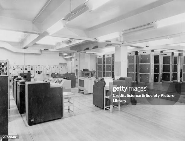 Computer Switch 1960 1965 Computer Photos and Premium High Res Pictures - Getty Images
