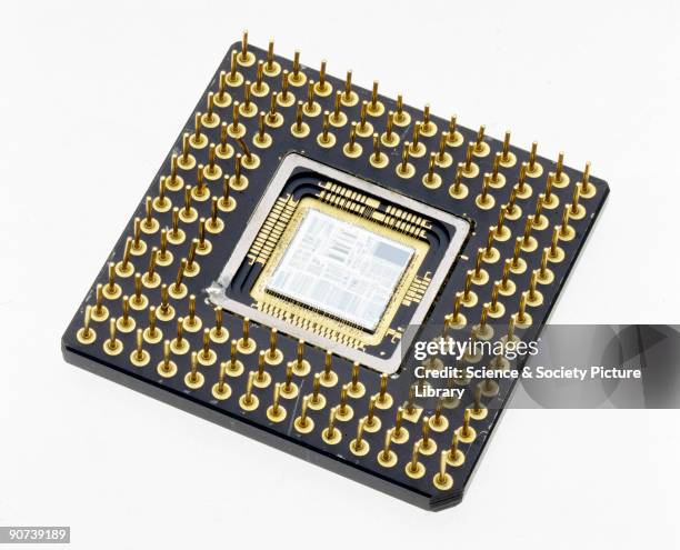 Original Processor Intel Microprocessor Photos and Premium High Res Pictures - Getty Images