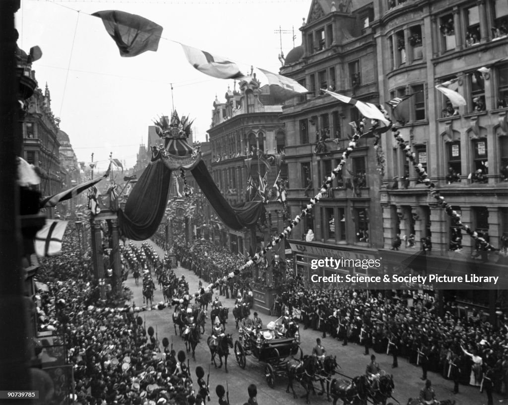 Edward VII?s coronation procession, London, 2 August 1902.