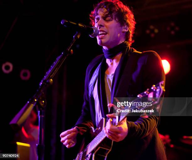 Singer and guitarist Johnny Borrell of the rock band Razorlight performs live during a concert at the Postbahnhof on September 14, 2009 in Berlin,...