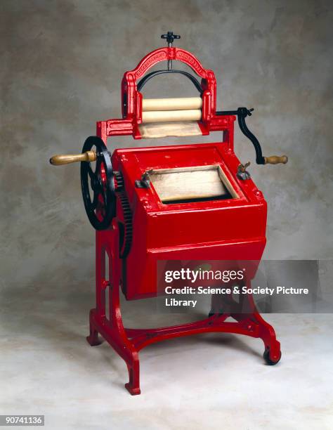 This popular model was made in many sizes by Thomas Bradford of London and Manchester, the most famous 19th century washing machine manufacturer. The...