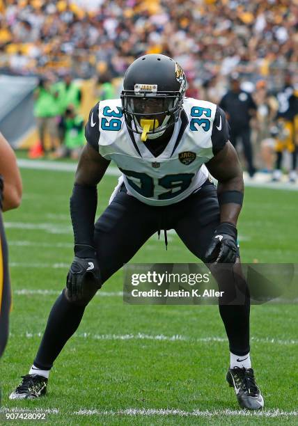 Tashaun Gipson of the Jacksonville Jaguars in action against the Pittsburgh Steelers on October 8, 2017 at Heinz Field in Pittsburgh, Pennsylvania.