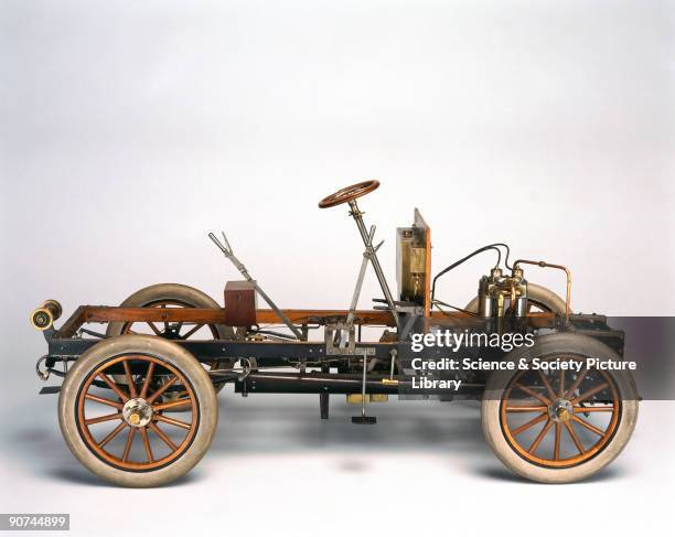 Model Chassis Machine 349 Model Chassis Stock Photos, High-Res Pictures, and Images - Getty ...