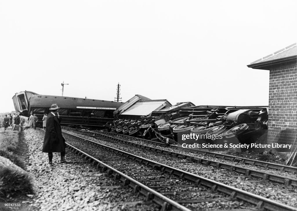 1926 Train The down 'Flying Scotsman' train derailed by striking miners at... News ...