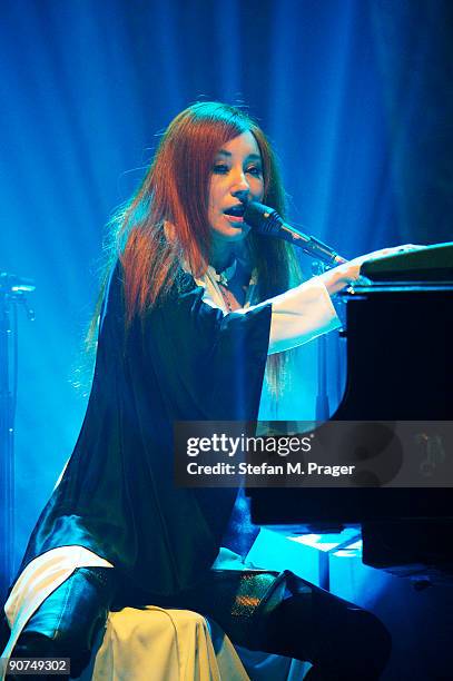 Tori Amos performs on stage at Circus Krone on September 14, 2009 in Munich, Germany.