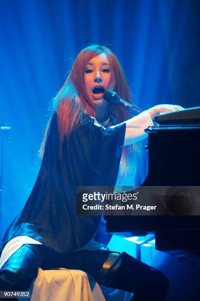 Tori Amos performs on stage at Circus Krone on September 14, 2009 in Munich, Germany.