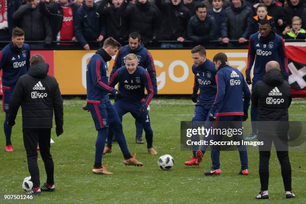 Klaas Jan Huntelaar of Ajax, Nicolas Tagliafico of Ajax, Donny van de Beek of Ajax, Amin Younes of Ajax, Joel Veltman of Ajax, Nicolas Tagliafico of...