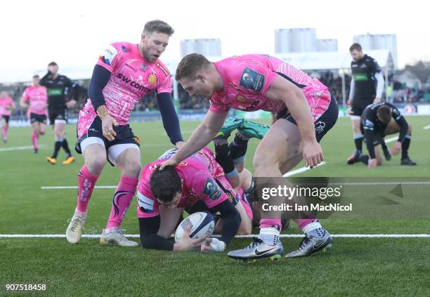 Ian Whitten of Exeter Chiefs scores his team's third try during the European Rugby Champions Cup match between Glasgow Warriors and Exeter Chiefs at...