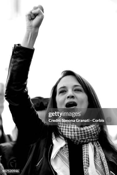 The actress Asia Argento that denounced Harvey Weinstein for rape, demonstrates against violence and against Trump in solidarity with American women...