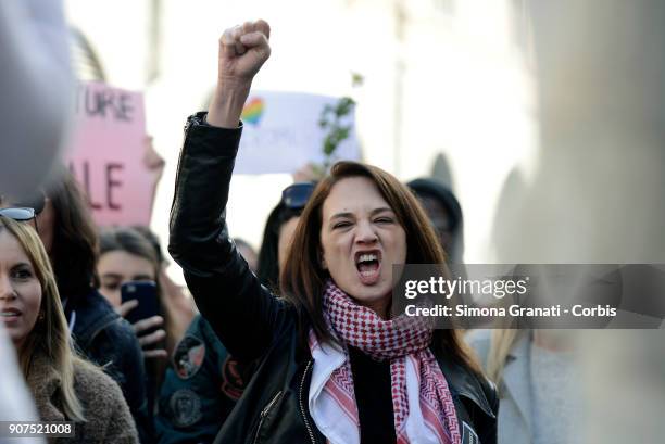 The actress Asia Argento that denounced Harvey Weinstein for rape, demonstrates against violence and against Trump in solidarity with American women...