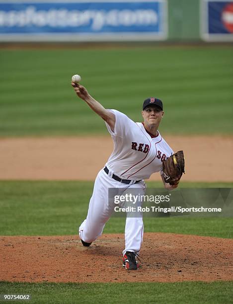 Jonathan Papelbon of the Boston Red Sox pitches against the Oakland Athletics at Fenway Park on July 30, 2009 in Boston, Massachusetts The Red Sox...